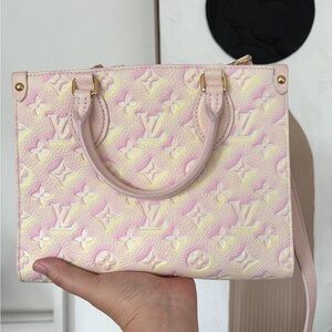 Louis Vuitton LV On-The-Go PM onthego tote